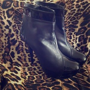 Stuart Weizmann Black Calf/Patent Leather Bootie
